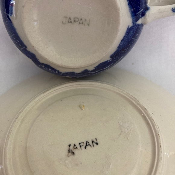 Blue Willow Japan Cup and Saucer - Picture 5 of 5